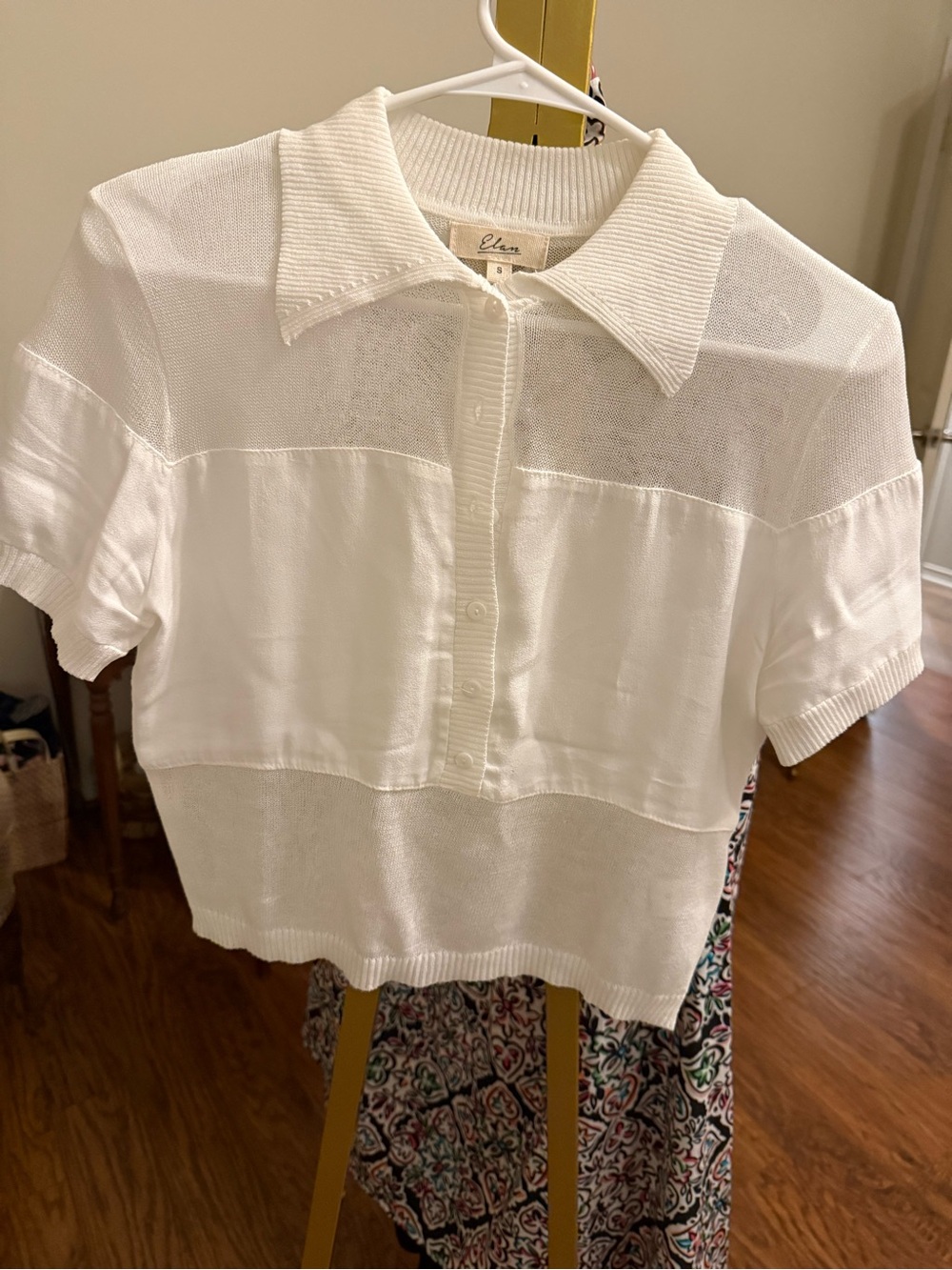 Elan White Short-Sleeve Button Front Knit Top